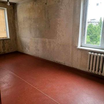 Продам 3- кім   під ремонт  Пріорка Оболонський