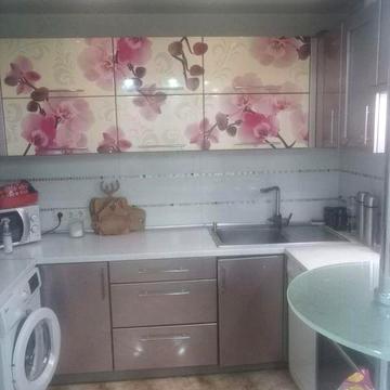 Продам 3-х кімнатну квартиру на Черемхах. (327-050)
