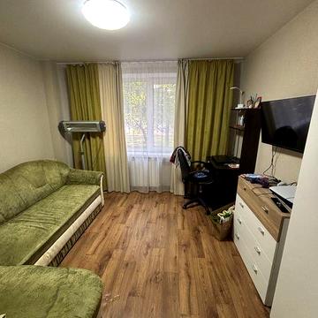 Прожаж двокімнатної квартири площею 47 м2 на Першому занасипі. З сертифікатами не працюю.