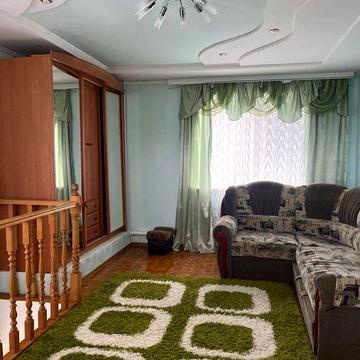 Продається власниками просторий та затишний будинок у м. Погребище.