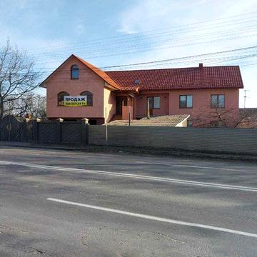 Продається будинок 225м.кв. місто Чернівці.Район заводу Кварц.