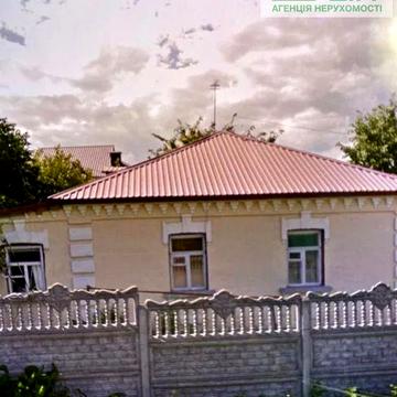 Продається частина будинку біля Критого ринку