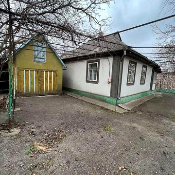 Продаж 4к Дім Вишнева вулиця