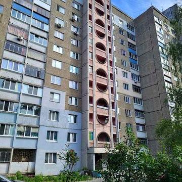 Бровари продам 2 кім.квартиру вул.Незалежності.