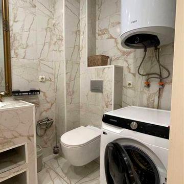 Продам 3к квартиру 108м2  в районі Центрального парку, тераса