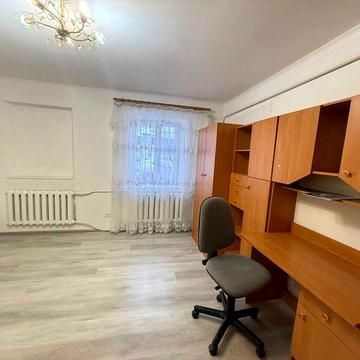 Оренда компактного будинку на 2 кімнати з новим ремонтом, технікою та меблі. Спокійний район з необхідною інфраструктурою. Дзвоніть домовимось