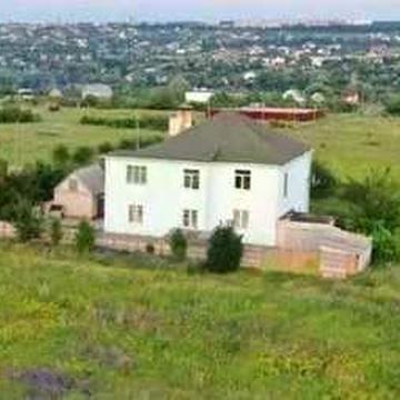 Продам свій 2 поверховий будинок в Черкаській Лозовій