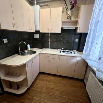 Продается 2-комнатная квартира в центре города с газовым А/О, Сертификат, Ваучер  kubr