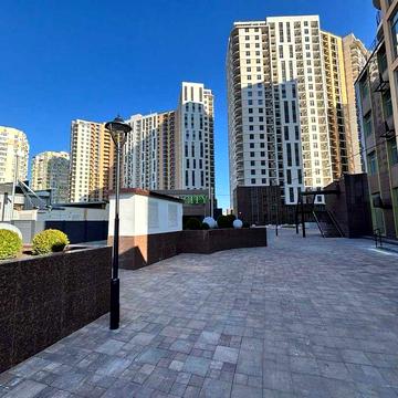 Продам 2х кімнатну квартиру в ЖК на Краснова, балкон, вид на Іподром ЖК 63 Перлина