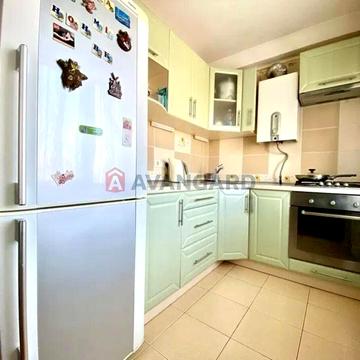 Продаж трикімнатної квартири, р-н 9 лікарні.