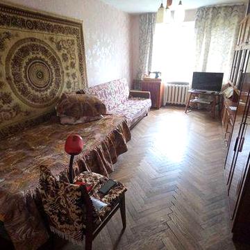 Продаж двокімнатної вул. Флоренції 5