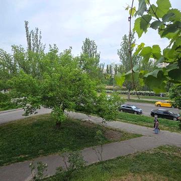 Продаж двокімнатної вул. Флоренції 5