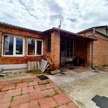 Продам частину будинку, Цетр міста.