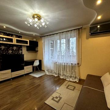 Оренда великої однокімнатної квартири