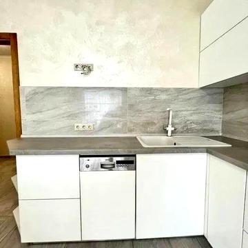 Сдам 3 ком квартира ЖК Жуковский центр низкий этаж