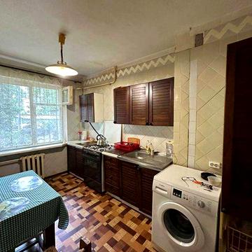 Продам 5-комнатную квартиру на Семена Палия