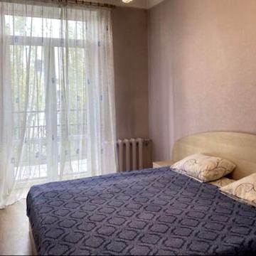 Оренда 2 х кімнатноіі квартири в Центрі міста