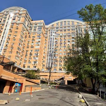 Оренда 2-кімнатна квартира з паркінгом. Тютюнника  (Барбюса) 5в, новий будинок.
Вул. Тютюнника  (Барбюса Анрі), 5в