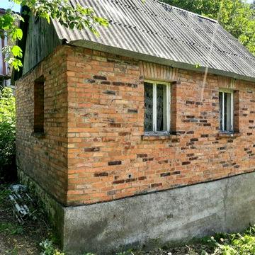 Дом дачний будинок земельна ділянка поруч ліс та озеро