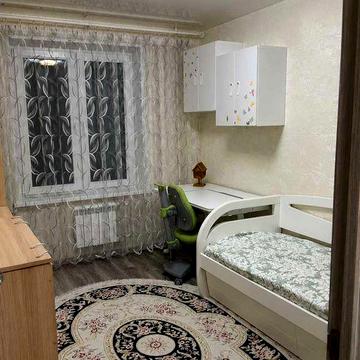 Двокімнатна квартира з меблями та технікою