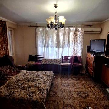 Продам 2квартиру м.Холодна Гора ,вул. Григоровське шосе, 54