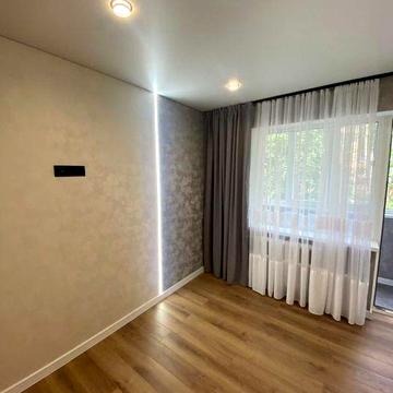 Продам 2к квартиру, 47кв.м, 2/5 пов, свіжий ремонт, Алмазний