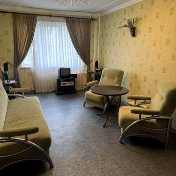 Здам квартиру в 4 мікрорайоні