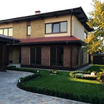 Будинок 230 м² + гостьовий будинок 40 м² у престижному КМ “Козирна Карта”, 27 км від Києва