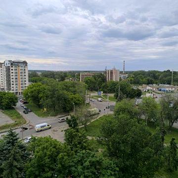 Поділ, вул. Миру, 3-кімн. квартира під ремонт.