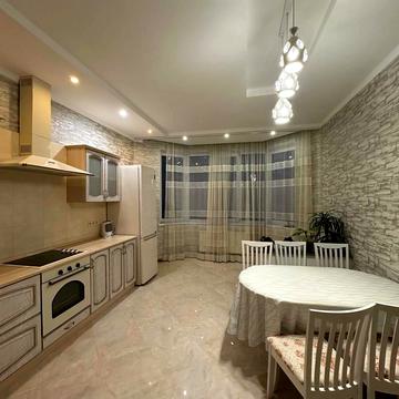Середньофонтанська вул., 19в