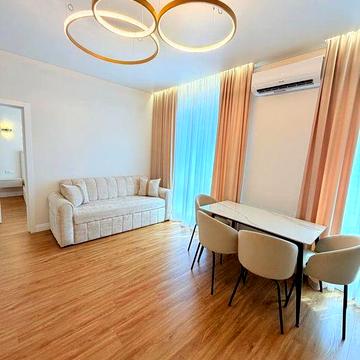 1,5 кімн квартира 44 м² 3 поверх, нова гардеробна, тепла підлога, 2 ліфти  закритий ЖК Квадрат податки за продавцем. ЖК Квадрат