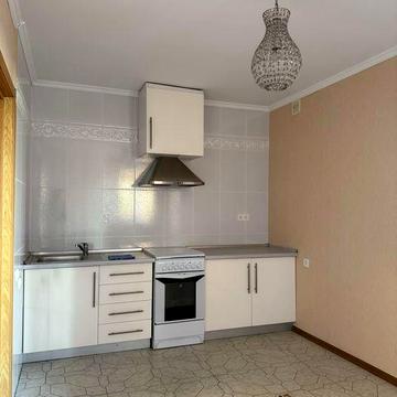 Продам 1-кімнатну квартиру 47,1 м² у Чабанах, вул. Машинобудівників 4Б (5/14 поверх, будинок 2009 року)