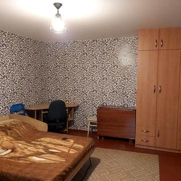 Оренда квартири на Житлоселище . Перший поверх . Шуменський поруч .