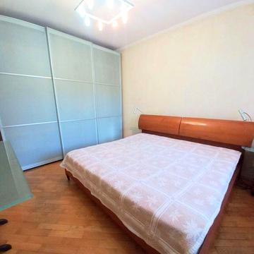 Оренда 2 кімнатної, 66 кв.м,вул.Дмитрівська,45 Шевченківський р-н