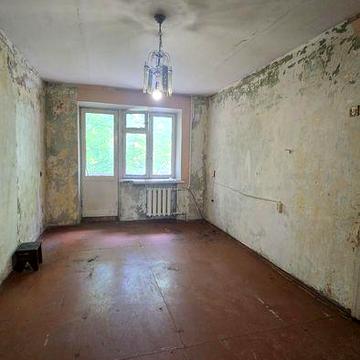 Продам 2к в центре под ремонт