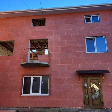 Таунхаус 147 м² з власним подвірям 70 м² | Закрита територія | Під ваш дизайн
