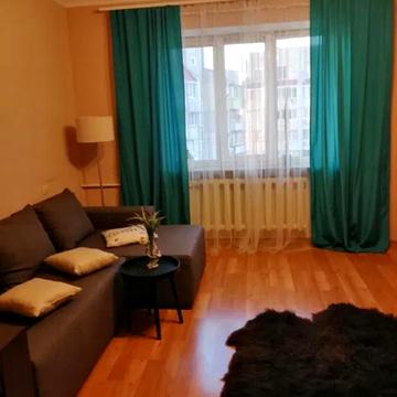 2 кімнатна квартира в цегляному будинку, Слобідка