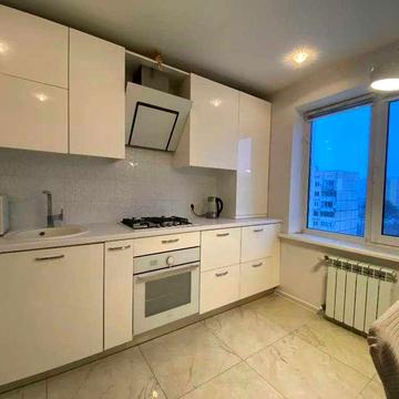 Продам 3к квартиру на Победе-6