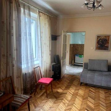 Продаж напівособняка в хорошому районі Івано-Франківська
