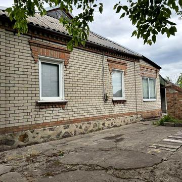 Продам будинок  в гарному стані