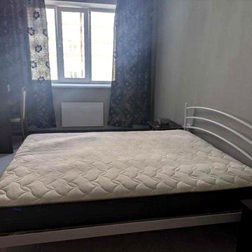 Продаж 1 кім квартири з меблями і ремонтом/Центр