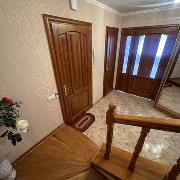 Оренда, проспект Бандери, 2 кім. 300$