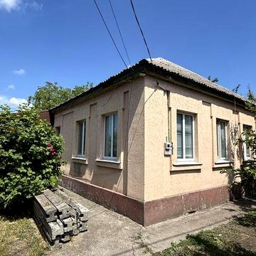 Будинок, майже центр міста. Район Ревівка