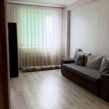 Продам 1 кім з ремонтом і меблями