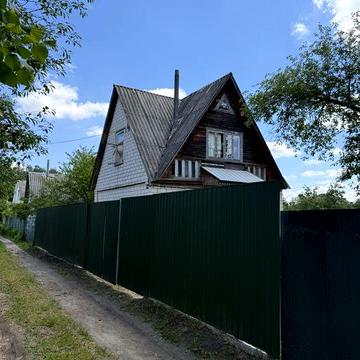 Продається дачна ділянка з будинком