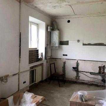 Продам 3-кімн. Бойчука Михайла вул. 37, 57 м.кв