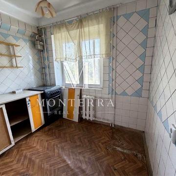 Продаж 1 кім. квартири без ремонту