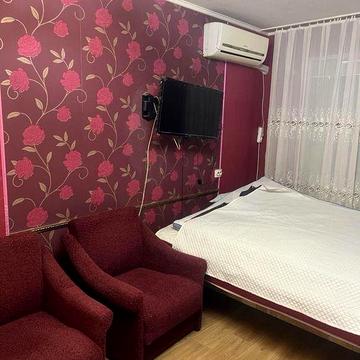 Сдам 1 ком кв м.23Августа- 3мин,3/9,8000 грн.