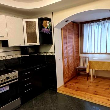 оренда 2к.кв.Оболонь.Володимира Івасюка 51.своя парковка