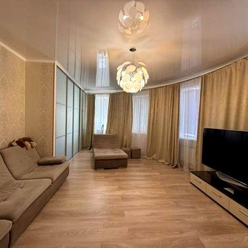 2к квартира 74м2, ЦЕГЛА, поверх 2/3, Поділ